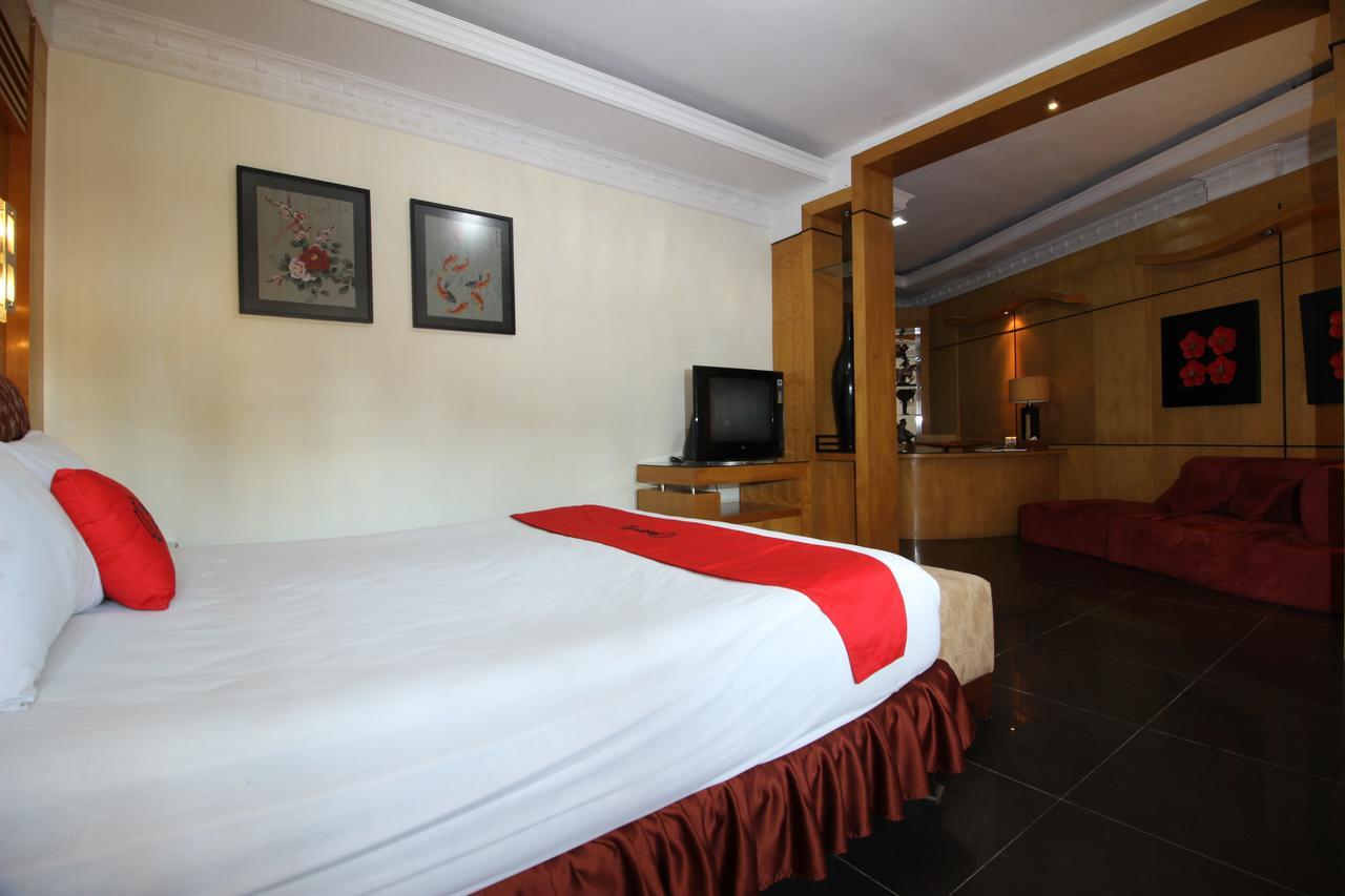 Reddoorz Plus Near Tugu Jogja 2 Yogyakarta Exterior foto